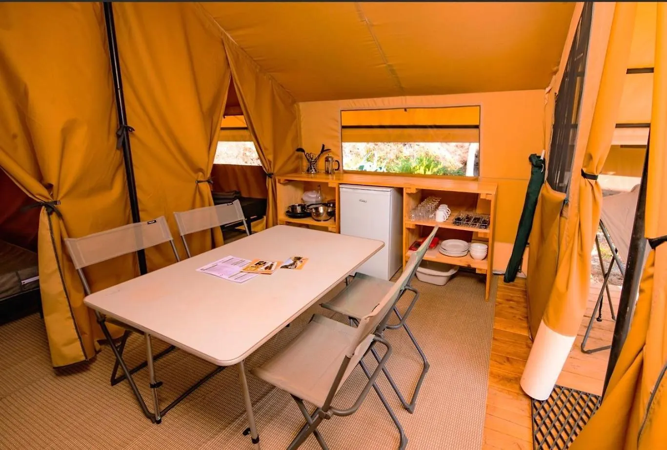 Camping Onlycamp Du Cret Saint-Jean-de-Sixt 0*,  France
