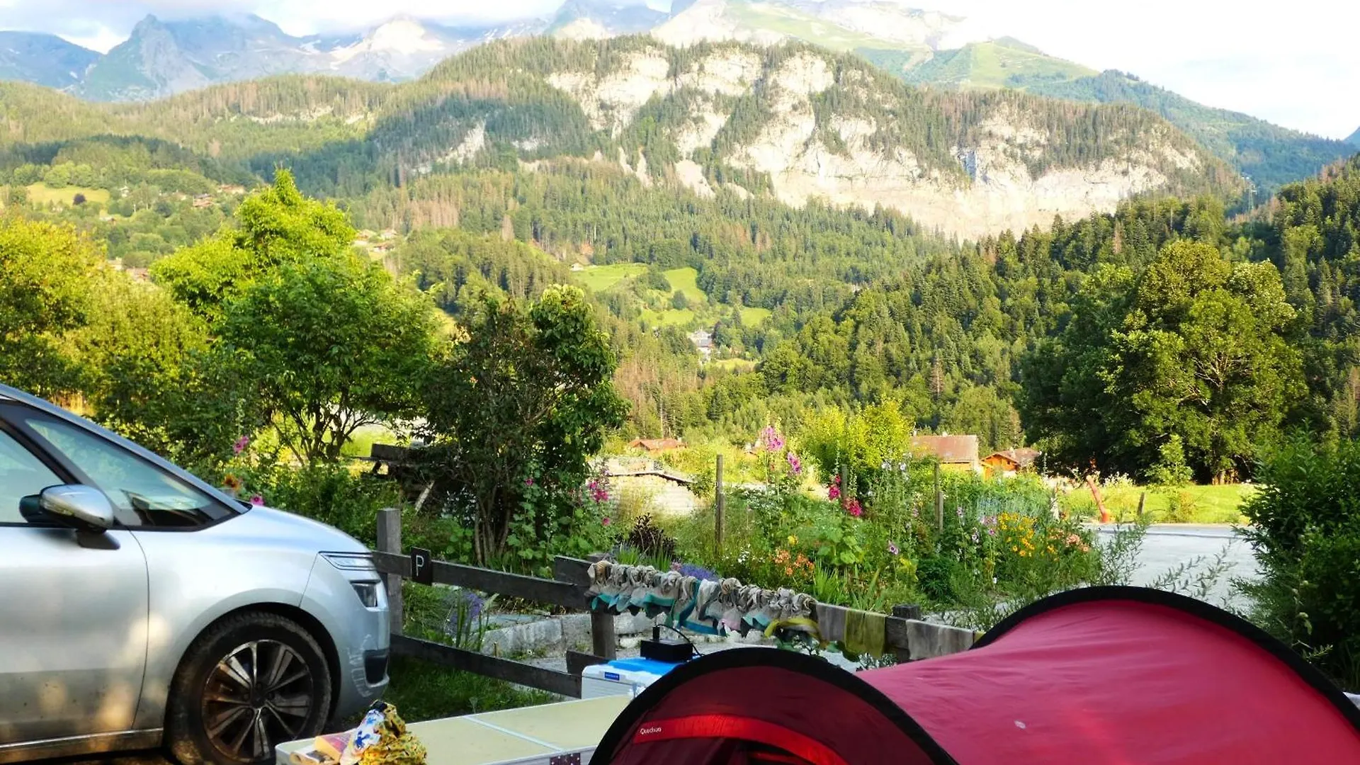 Camping Onlycamp Du Cret Saint-Jean-de-Sixt 0*,  France